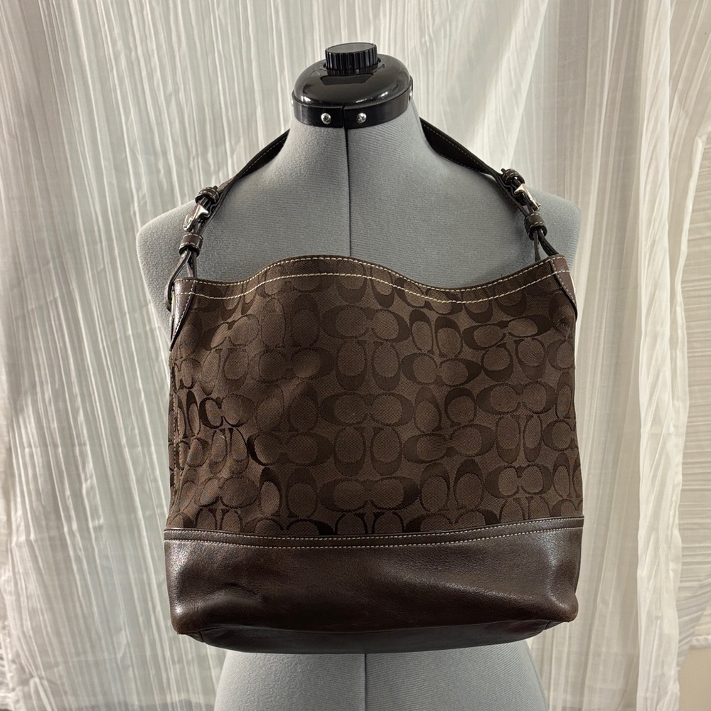 Coach Signature Shoulder Bag